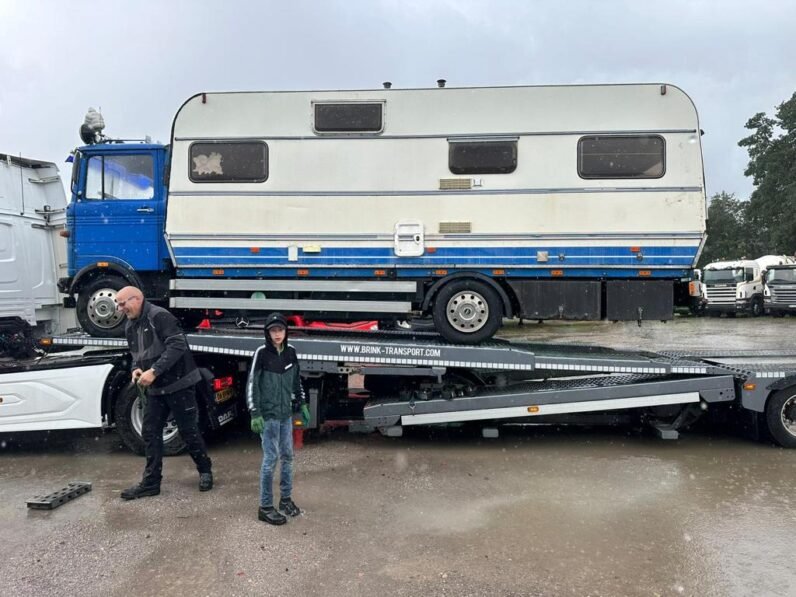 DAIMLER-BENZ CAMIÓN AUTOCARAVANA