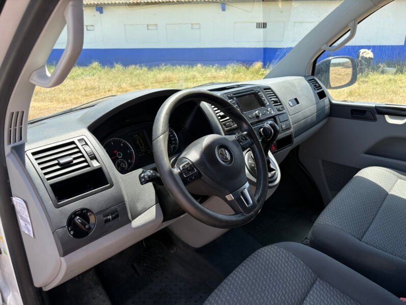Volkswagen Transporter 2.0 TDI L2H1 4Motion DC