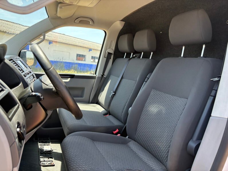 Volkswagen Transporter 2.0 TDI L2H1 4Motion DC