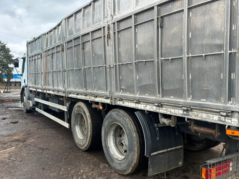 RENAULT 370.26 6X2