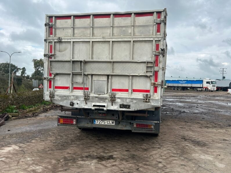 RENAULT 370.26 6X2
