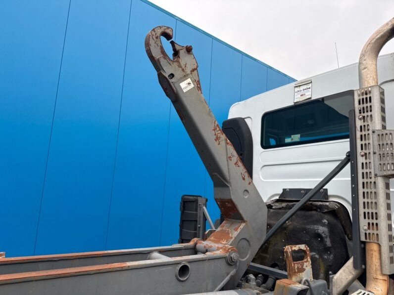 RENAULT KÉRAX 410 dci