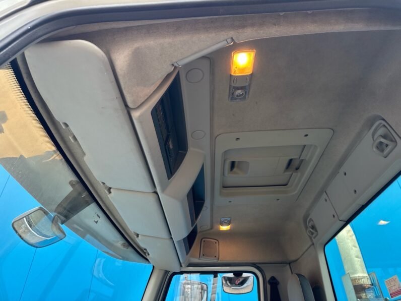 RENAULT KÉRAX 410 dci