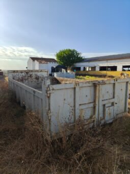 Caja bañera metálica para camión de gancho / Puerta trasera abatible