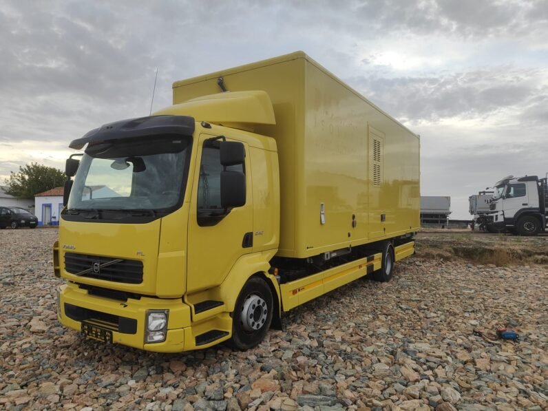 Volvo FL 240